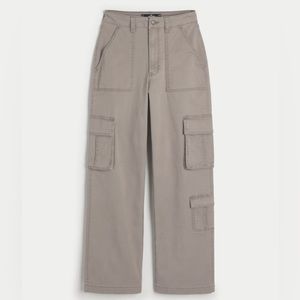 Hollister cargos